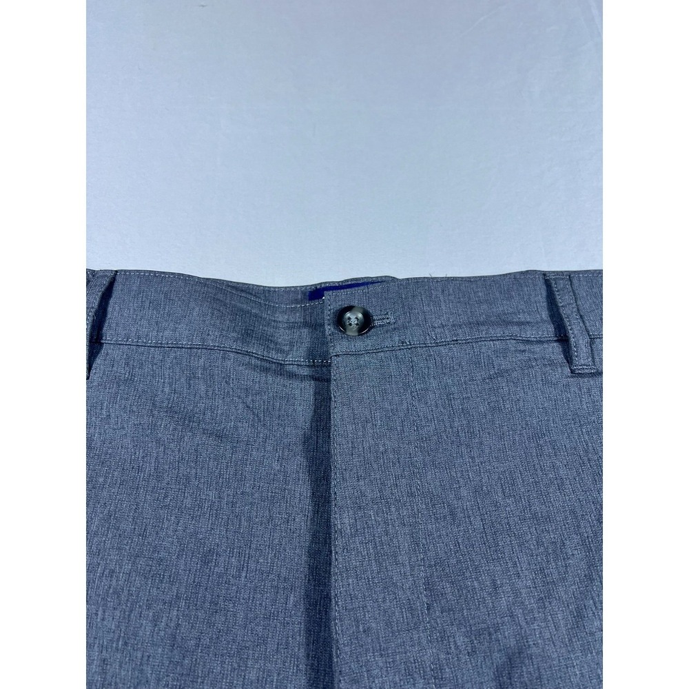 Chaps Mens Stretch Cargo Shorts Gray Performance Golf Flat Front Size 38 - Picture 2 of 11